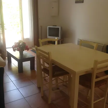 Lucie Ferme La Croix D'allon Feriehus